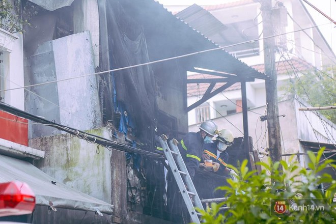 Vụ 3 mẹ con tử vong trong ngôi nhà cháy ở Sài Gòn: Chị gái gào khóc nức nở vì thương xót - Ảnh 3.