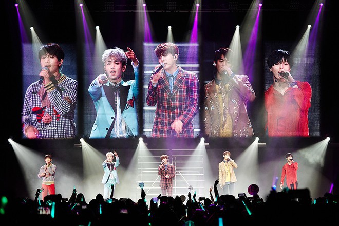 Jonghyun mất, loạt concert sắp tới của SHINee có khả năng bị hủy - Ảnh 1.