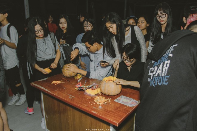 Teen THPT Chuyên Thái Bình vừa có một đêm hội Halloween chất phát ngất! - Ảnh 12.