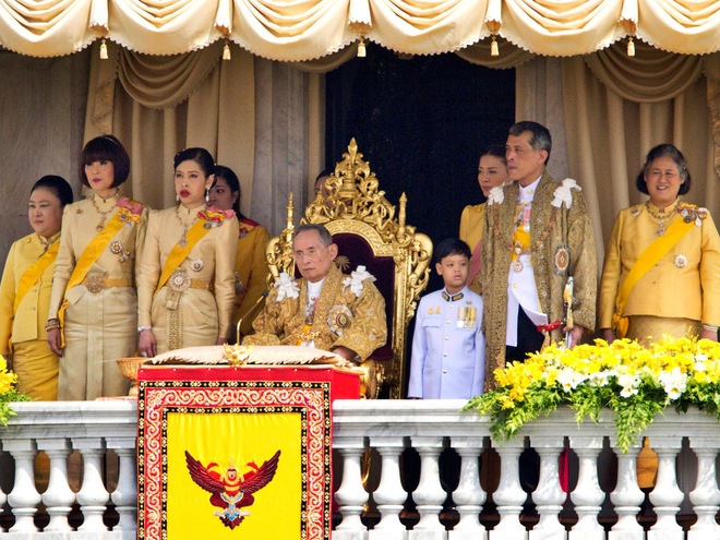 Vẻ đẹp và khí chất của 15 gia đình Hoàng gia trên khắp thế giới - Ảnh 11.