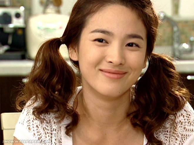 19 năm nhìn lại nhan sắc của Song Hye Kyo: Thì ra đây là lý do tường thành mãi không thể bị đạp đổ - Ảnh 13.