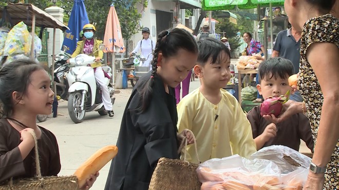 Bố ơi: B&eacute; Kitty thất vọng to&agrave;n tập về chương tr&igrave;nh v&igrave;... bị bắt l&agrave;m việc nhiều qu&aacute;! - Ảnh 15.
