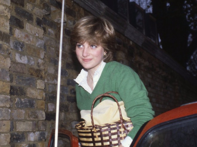 Nhìn lại cuộc đời cố công nương Diana: Những năm tháng không thể quên của một đóa hồng nước Anh - Ảnh 5.