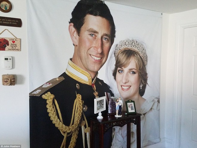 Cuộc đời Công nương Diana qua bộ sưu tập có một không hai của người hâm mộ cuồng nhiệt đến từ Mỹ - Ảnh 26.