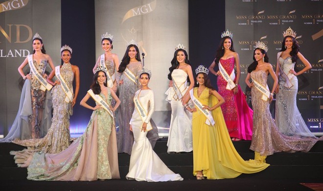 Cho&aacute;ng ngợp với vẻ đẹp lộng lẫy của c&aacute;c th&iacute; sinh Miss Grand Thailand 2017 - Ảnh 4.