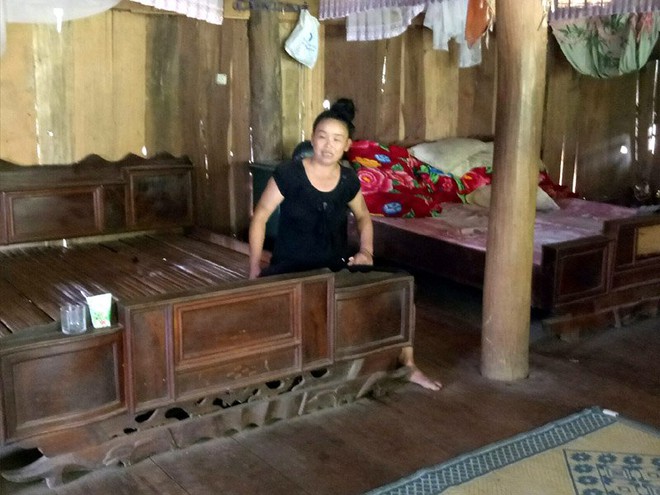 Mắc bệnh lạ, 13 người n&oacute;i nhảm, nhảy m&uacute;a suốt ng&agrave;y - Ảnh 4.