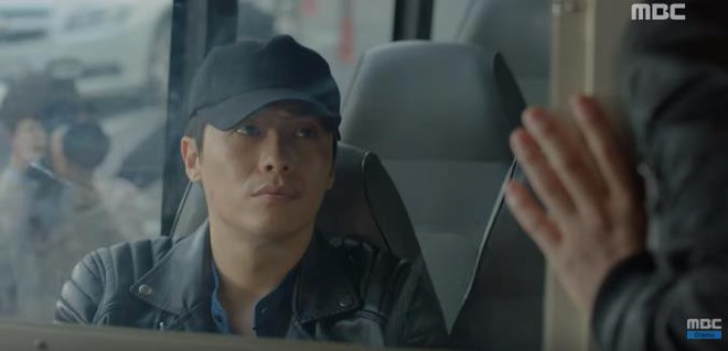 Two Cops: Đang điều tra, Jo Jung Suk bỗng nhận ra điều bất ngờ ở chính mình - Ảnh 4.