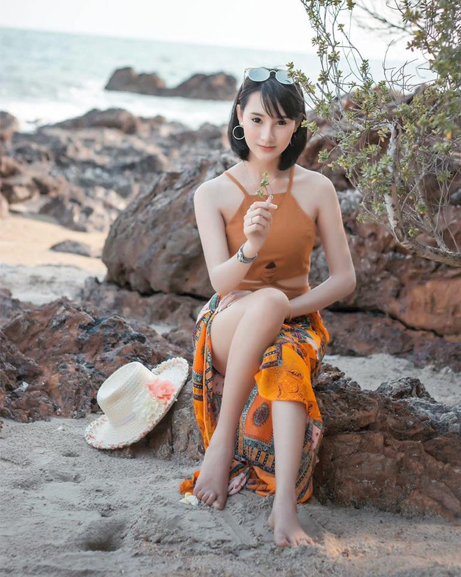 Nhan sắc ngọt ng&agrave;o pha quyến rũ của 2 hot girl L&agrave;o đ&igrave;nh đ&aacute;m mạng x&atilde; hội - Ảnh 5.