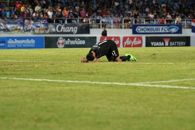 Cầu thủ U15 Thái Lan khóc nức nở nhìn U15 Việt Nam vô địch Đông Nam Á - Ảnh 7.