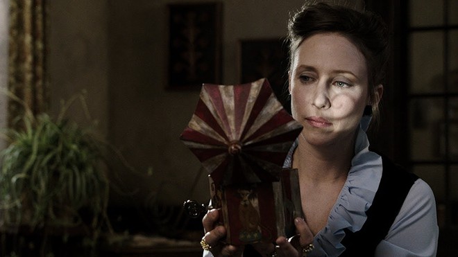 6 chi tiết bạn c&oacute; thể bỏ qua trong si&ecirc;u phẩm kinh dị Annabelle: Creation - Ảnh 5.