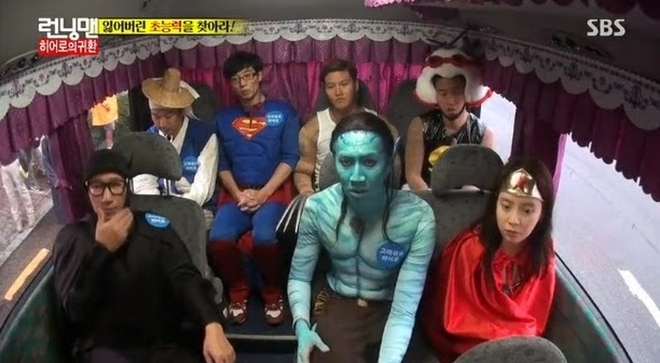 Cười kh&ocirc;ng nhặt được mồm trước những m&agrave;n h&oacute;a trang cực lầy của Running Man! - Ảnh 9.