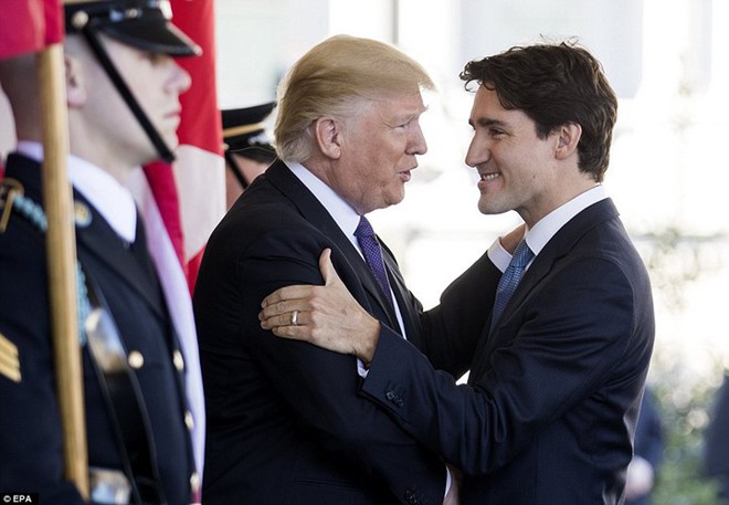 Đi công du tới đâu, Thủ tướng Justin Trudeau cũng phong thái ngời ngời, thu hút mọi ánh nhìn từ mọi người - Ảnh 9.