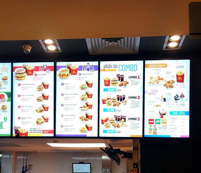 McDonalds đầu tiên tại Hà Nội: Vị trí rất đẹp, đồ ăn tốt, nhân viên đáng yêu và vẫn hơi đắt như thường tình - Ảnh 4.