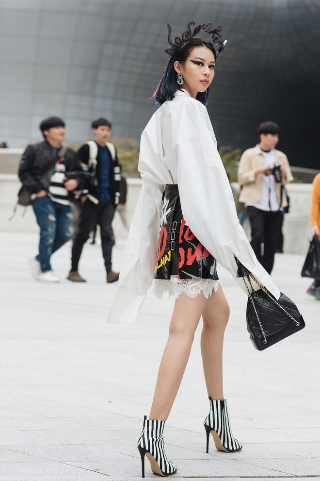 Châu Bùi, Phí Phương Anh, Jolie Nguyễn dắt nhau vào list những người mặc đẹp nhất Seoul Fashion Week của tạp chí Vogue - Ảnh 2.