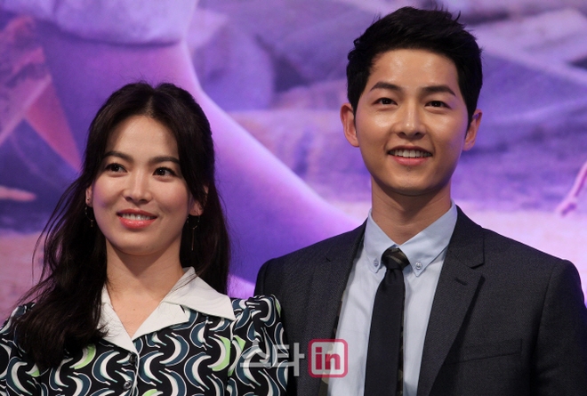 Tin nóng: Bố mẹ Song Joong Ki gặp Song Hye Kyo để bàn về đám cưới? - Ảnh 2.