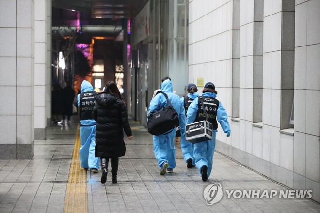 C&ocirc;ng bố clip hiện trường vụ tự tử của Jonghyun (SHINee), cập nhật loạt ảnh tại bệnh viện - Ảnh 5.