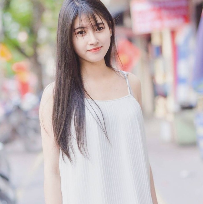 Cô bạn Hải Phòng bị chụp lén lúc đang ngủ gật được gọi là Suzy phiên bản Việt - Ảnh 4.