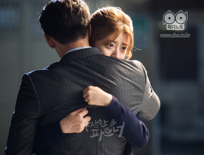 Ji Chang Wook và Nam Ji Hyun “tình bể bình” từ phim ảnh ra đời thật - Ảnh 5.