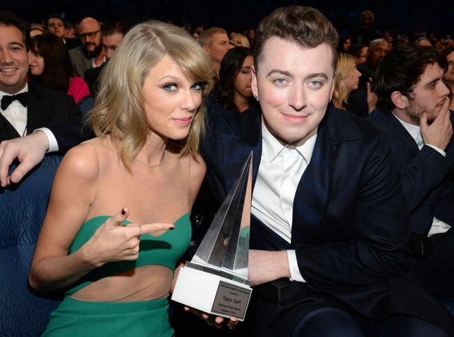 Ngoài mặt thân với Taylor Swift, nhưng Sam Smith và Reese Witherspoon vừa bị phát hiện ghét ngầm chị Rắn - Ảnh 1.