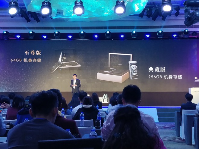 Samsung sắp ra mắt smartphone nắp gập độc đ&aacute;o: Mạnh ngang ngửa Note8, camera kh&acirc;̉u đ&ocirc;̣ f/1.5 đầu ti&ecirc;n tr&ecirc;n thế giới - Ảnh 2.