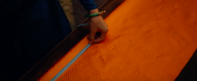 Chỉ xuất hiện đ&uacute;ng một khung h&igrave;nh, Ng&ocirc; Thanh V&acirc;n vẫn khiến kh&aacute;n giả xu&yacute;t xoa trong teaser C&ocirc; Ba S&agrave;i G&ograve;n - Ảnh 3.
