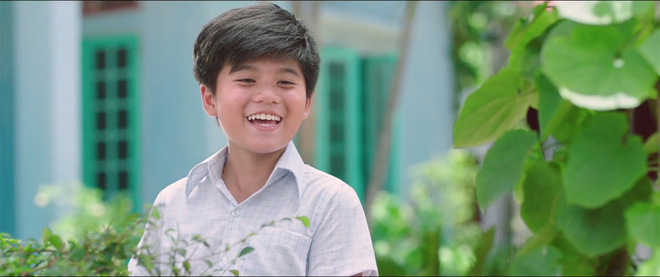 Bất ngờ khi C&ocirc; g&aacute;i đến từ h&ocirc;m qua lại c&oacute; cả kĩ xảo ảo diệu! - Ảnh 3.