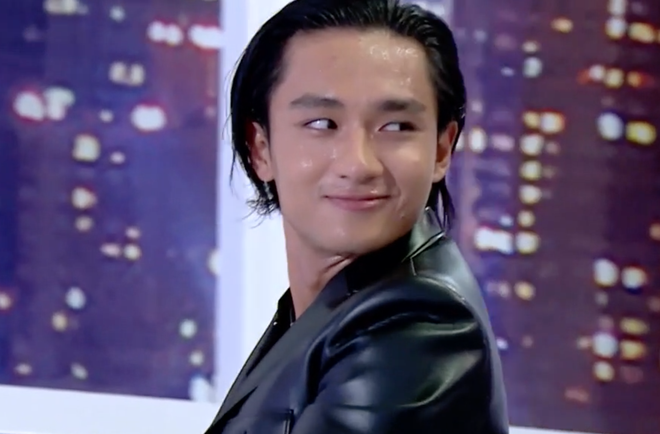 Teaser "The Face 2017" tập 8: Hữu Vi lại ướt &aacute;t, Ho&agrave;ng Th&ugrave;y g&acirc;y sốc với kiểu đầu lạ - Ảnh 2.