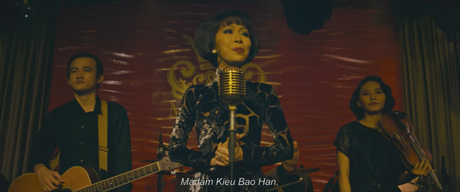 Ng&ocirc; Thanh V&acirc;n t&aacute;t Lan Ngọc v&igrave; kh&ocirc;ng biết may &aacute;o d&agrave;i trong teaser mới của C&ocirc; Ba S&agrave;i G&ograve;n - Ảnh 11.