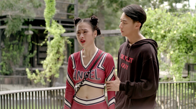 Glee Việt tuần n&agrave;y: Angela vừa bị phanh phui chuyện c&oacute; thai, vừa bị Rocker hắt hủi - Ảnh 4.