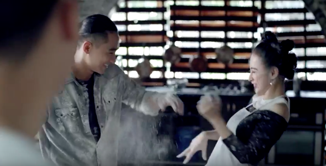 Glee Việt tuần n&agrave;y: Rocker v&agrave; Hữu Vi choảng nhau gi&agrave;nh Angela Phương Trinh - Ảnh 4.