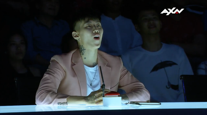 Clip: Nhóm nhảy Việt Nam gây sốt Asias Got Talent và khiến Jay Park há hốc mồm - Ảnh 3.