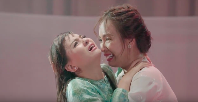Web-drama được cho l&agrave; lấy &yacute; tưởng từ việc bị H&agrave; Hồ ch&egrave;n &eacute;p kết th&uacute;c trong &ecirc;m đẹp, Minh Hằng mỉa mai: Xin cười nhẹ một c&aacute;i? - Ảnh 2.