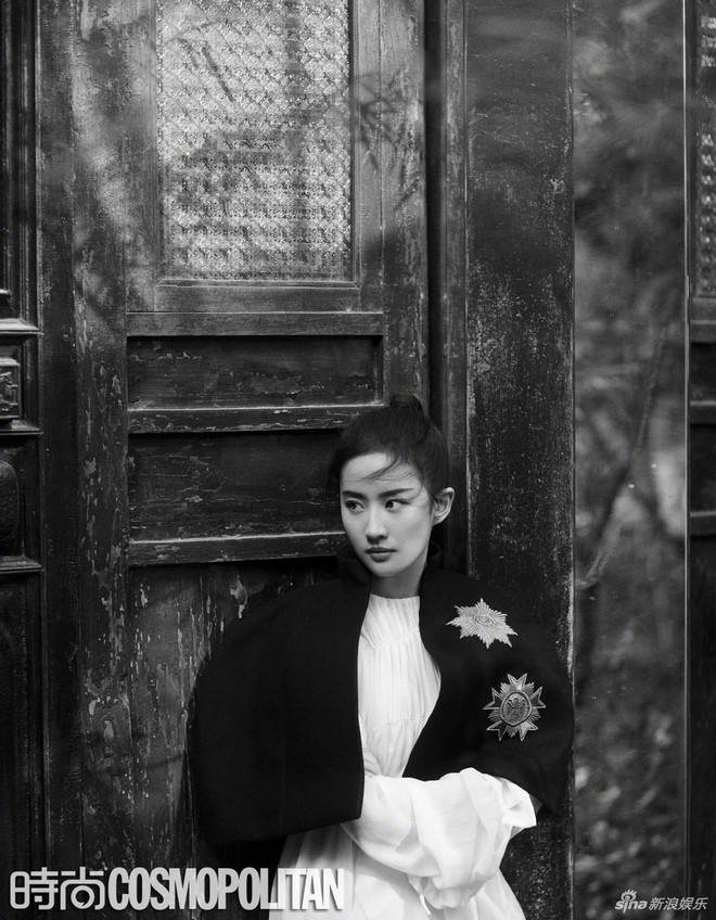 Sự thật về tạo h&igrave;nh Hoa Mộc Lan của Lưu Diệc Phi khiến netizen ng&atilde; ngửa v&igrave;... chẳng li&ecirc;n quan! - Ảnh 5.