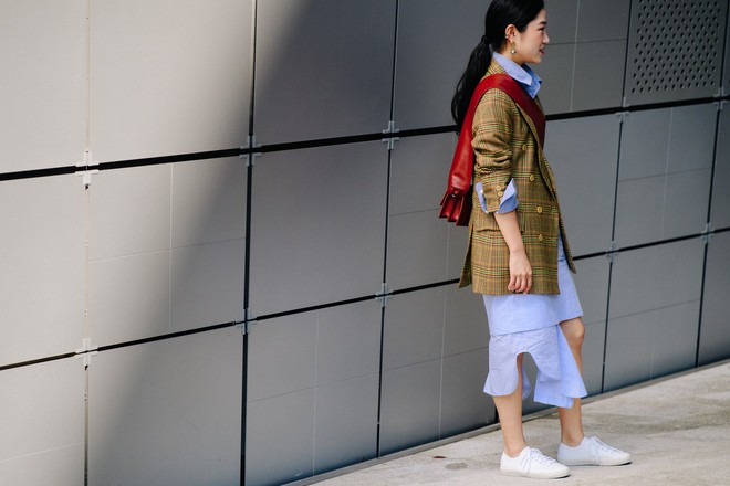 Seoul Fashion Week: Riêng về street style, giới trẻ Hàn nào có thua kém các ngôi sao nổi tiếng - Ảnh 2.