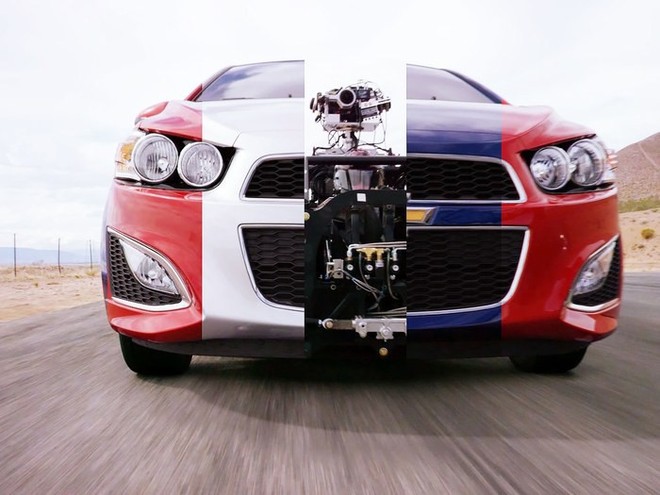 Th&igrave; ra si&ecirc;u xe triệu đ&ocirc; tr&ecirc;n phim đều l&agrave; giả: Tất cả l&agrave; nhờ chiếc xe biến h&igrave;nh n&agrave;y hết - Ảnh 8.