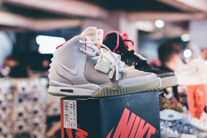 20 mẫu sneakers hiếm c&oacute; v&agrave; đắt gi&aacute; nhất tại Sneakerness Paris Xu&acirc;n/H&egrave; 2017 - Ảnh 6.