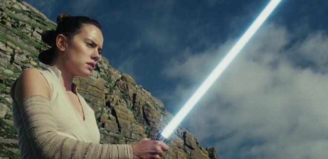 “Star Wars: The Last Jedi” hùng mạnh ra quân với 220 triệu đô - Ảnh 2.