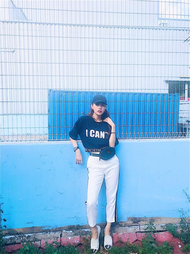 Street style sao Việt: c&ugrave;ng diện t&ocirc;ng đen từ đầu đến ch&acirc;n, Kỳ Duy&ecirc;n với Huyền My ai chất hơn? - Ảnh 6.