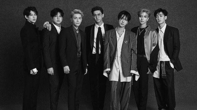 Super Junior 12 năm: Dù cả thế giới có lãng quên, hôm nay vẫn là ngày đẹp nhất trải đầy một màu xanh tuổi trẻ! - Ảnh 1.