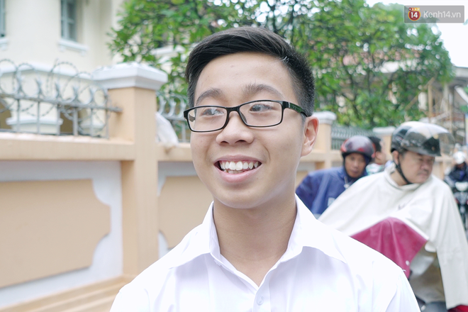 Chuyện chưa kể về bác bảo vệ mà học sinh chuyên Lê Hồng Phong cúi đầu chào mỗi ngày: Hiệp sĩ xích lô 21 lần bắt cướp - Ảnh 3.
