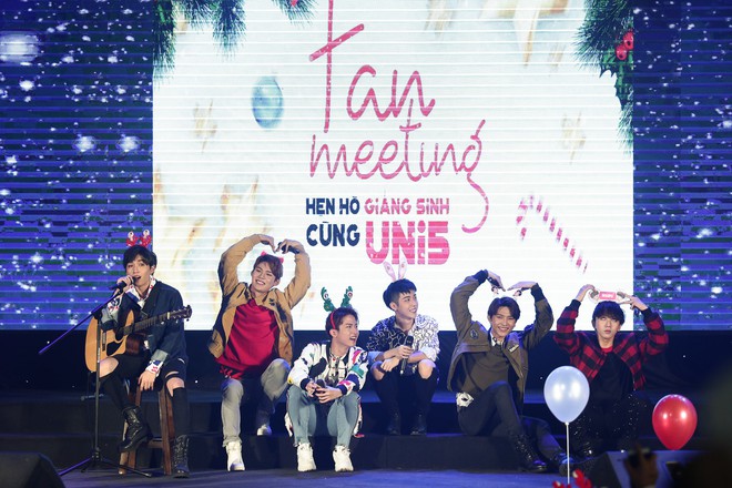 Uni5 mặc đồ thú bông đáng yêu, thả thính teaser MV mới toanh trên sân khấu fan-meeting đầu tiên - Ảnh 8.