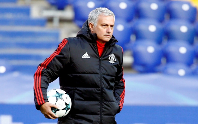 Mourinho tố BTC Premier League hậu thuẫn chiến dịch chống lại Man Utd - Ảnh 1.