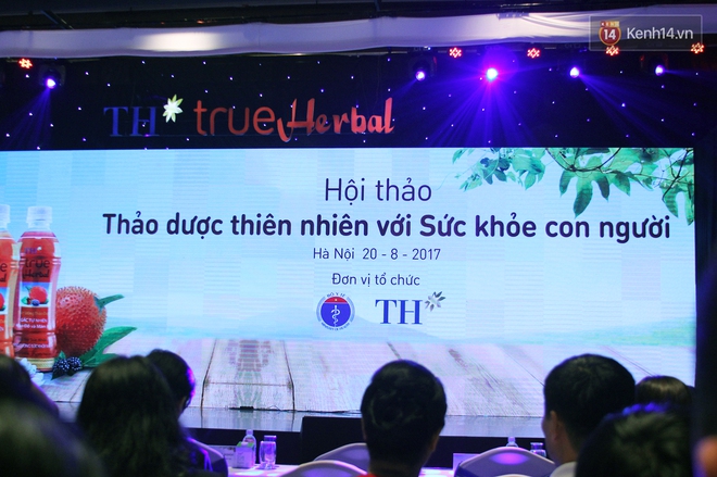 Người cận thị kh&ocirc;ng muốn tăng độ th&igrave; n&ecirc;n sử dụng ngay 3 loại thực phẩm n&agrave;y - Ảnh 1.