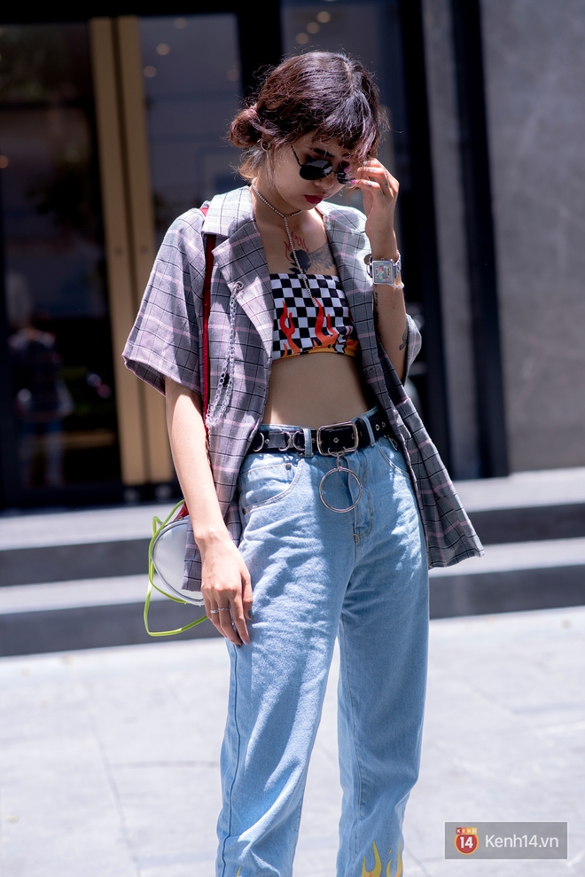 Mặt xinh nhưng lại chẳng b&aacute;nh b&egrave;o, con g&aacute;i Việt dường như ng&agrave;y c&agrave;ng kết style ngầu, ngầu nữa, ngầu m&atilde;i - Ảnh 3.