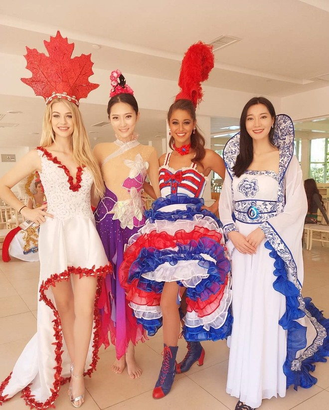Đỗ Mỹ Linh diện áo tứ thân, đội nón quai thao tự tin trình diễn bài múa dân tộc tại Miss World 2017 - Ảnh 5.