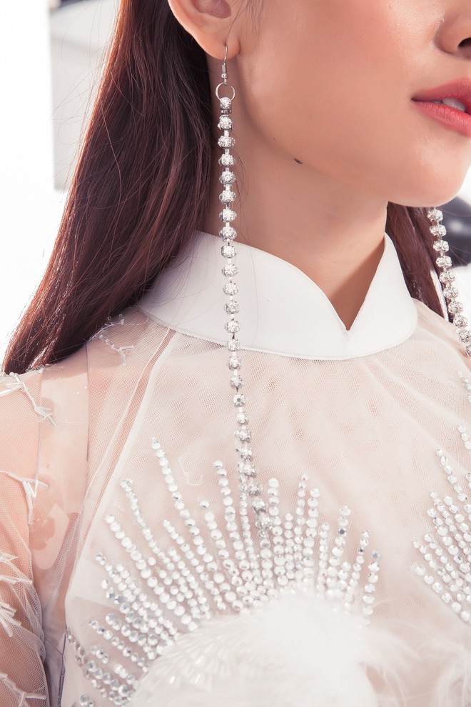 Á hậu Thùy Dung hóa thân thành nàng tiên trong trang phục truyền thống tại Miss International 2017 - Ảnh 5.