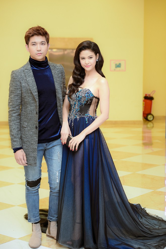 Trương Quỳnh Anh - Tim chăm diện thời trang ton-sur-ton nhất mỗi khi song hành trên thảm đỏ - Ảnh 16.