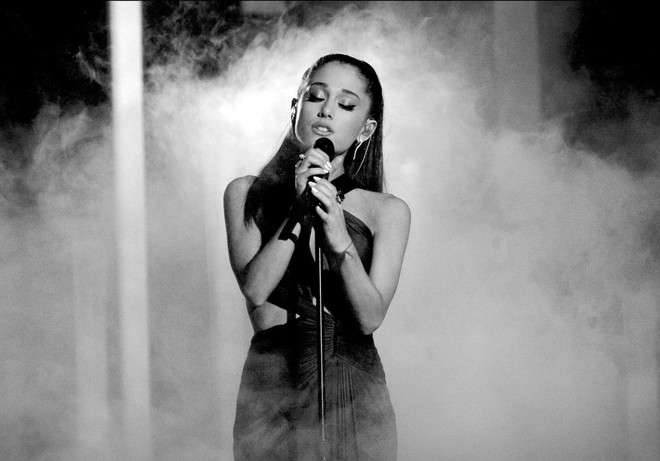 Ariana Grande viết tâm thư xúc động, tuyên bố sẽ trở lại Manchester biểu diễn - Ảnh 2.