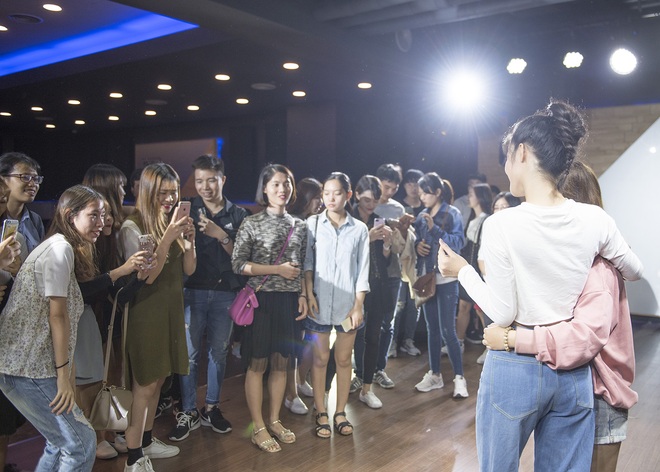 Đông Nhi chia sẻ nhiều kỷ niệm cảm động trong sự nghiệp ca hát, tái hiện loạt hit khủng tại buổi fan meeting đầu tiên tại Hàn Quốc - Ảnh 16.