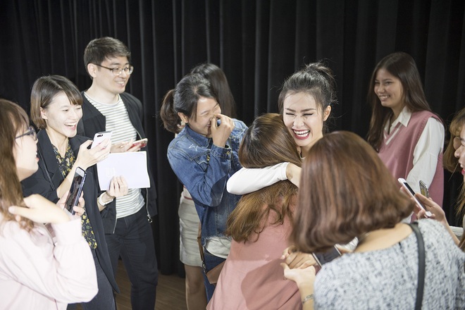 Đông Nhi chia sẻ nhiều kỷ niệm cảm động trong sự nghiệp ca hát, tái hiện loạt hit khủng tại buổi fan meeting đầu tiên tại Hàn Quốc - Ảnh 17.